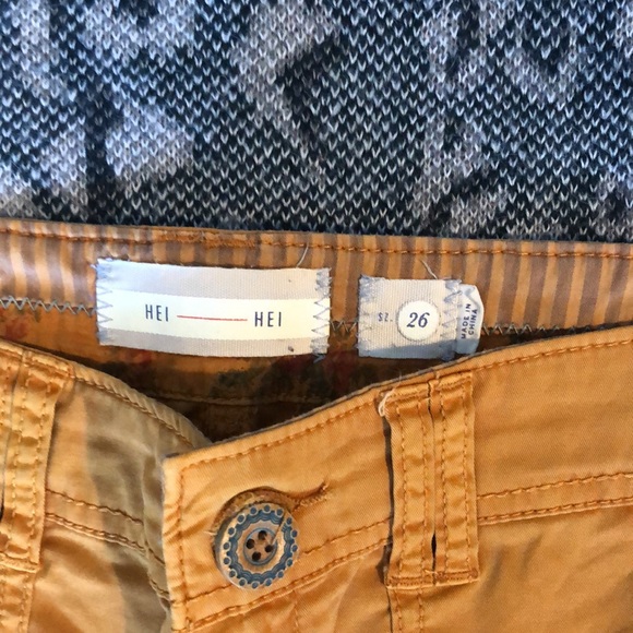 Anthropologie mustard yellow pants. Size 26 - Picture 3 of 3